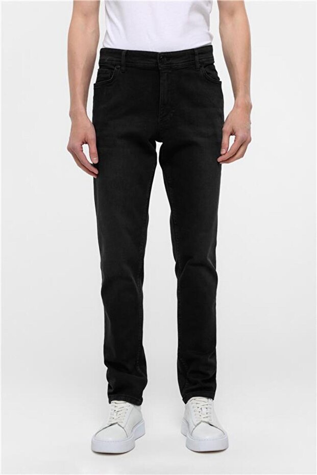 Pantaloni negri din denim