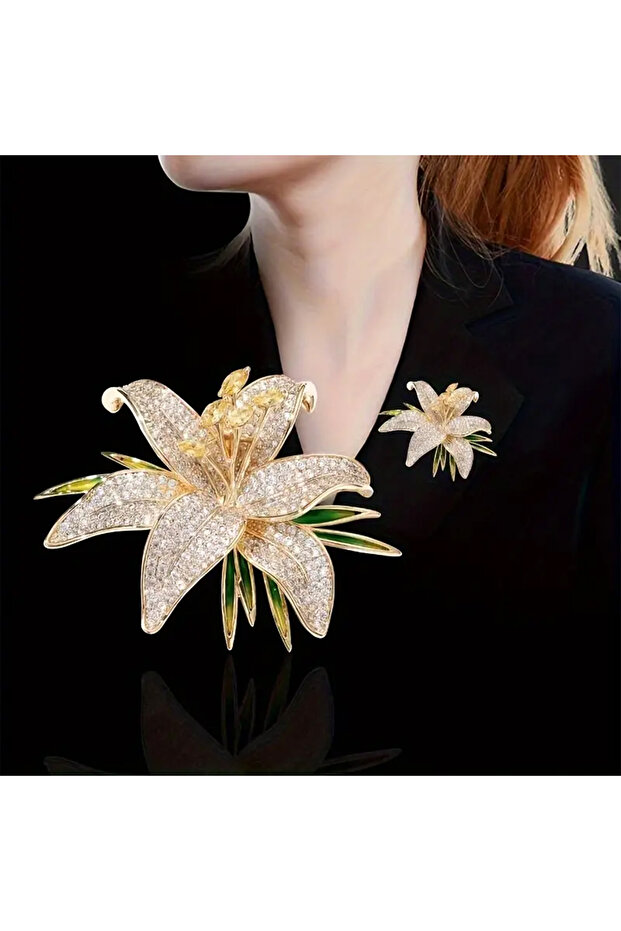 Golden Luxurious Lily Flower Brooch Elegant and Simple Style Versatile Pin Collar Fashionable Access