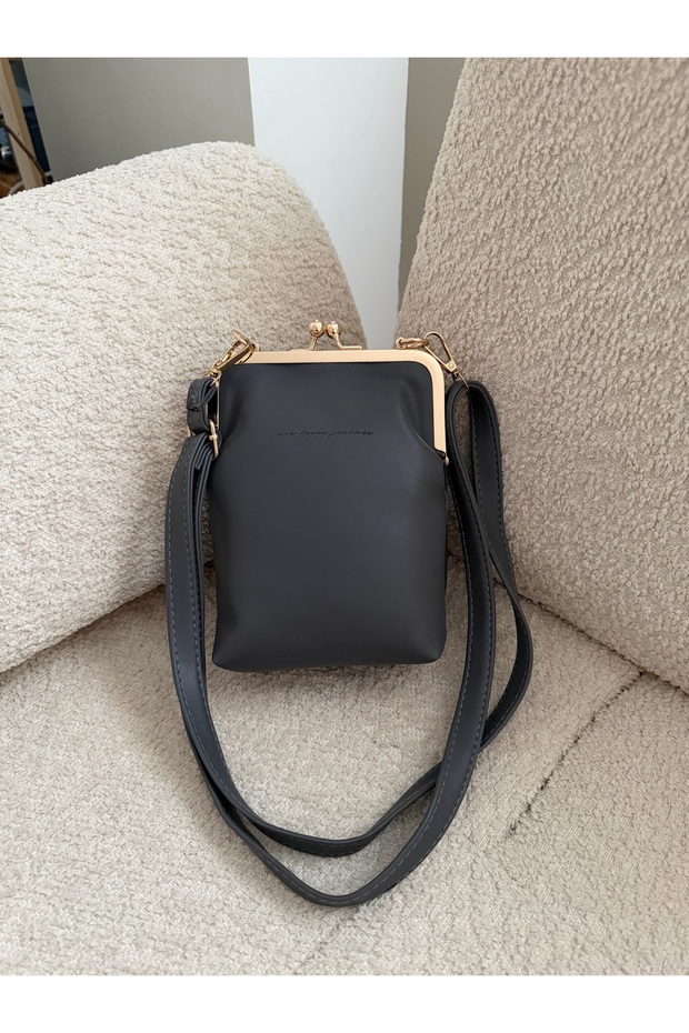 Zippered Scholarship Crossbody and Shoulder Women's Bag