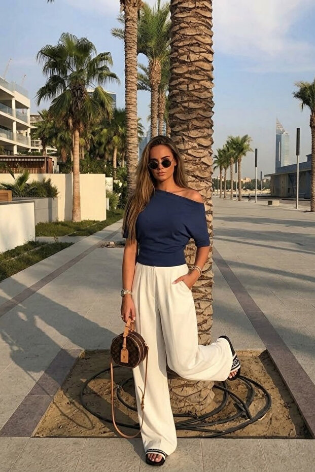 Kadın Günlük Slim Basic Lacivert Bluz - 4