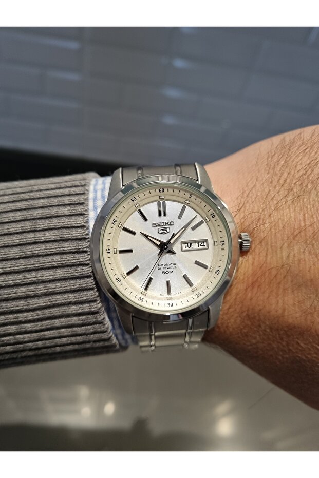 Automatic Calendar Steel Bracelet 5 Atm Water Resistant Men's Wristwatch