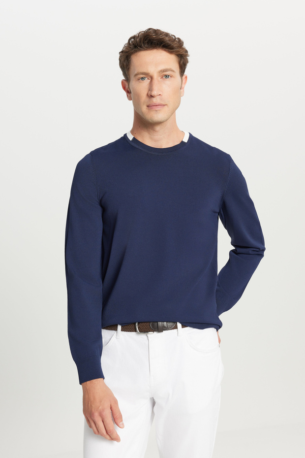 Men's Navy Blue Soft Textured Standard Fit Regular Cut Crew Neck Knitwear Sweater