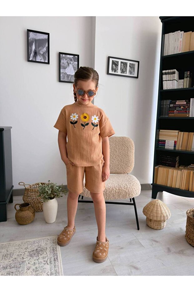 Girl's Muslin Fabric Shorts Set