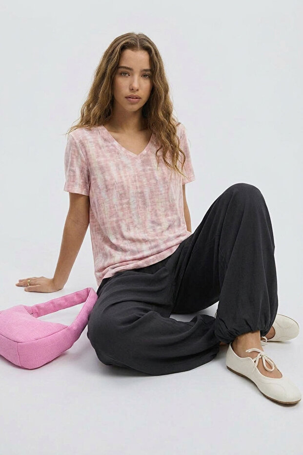 V-Neck Basic Viscose Blend T-Shirt - 5