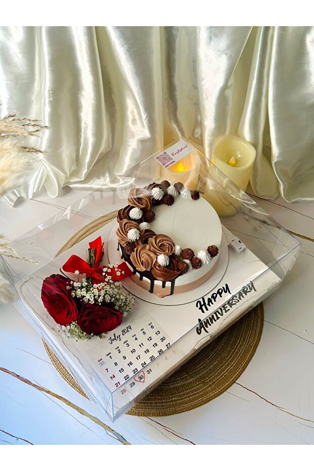 Transparent cake box