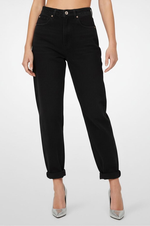 Women Boyfriend Fit Solid Stretchable Jeans, Black