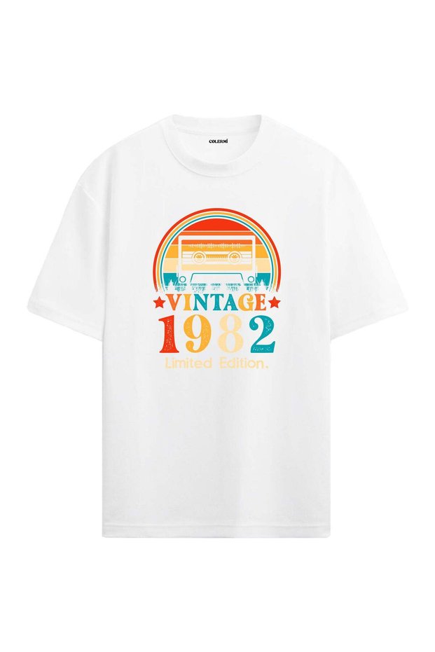1982 Mixtape Round Neck Oversize Vintage T-Shirt