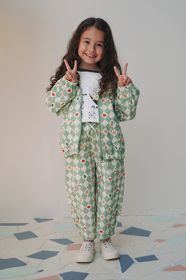 Hooded Thin Jacket Diamond Pattern Green