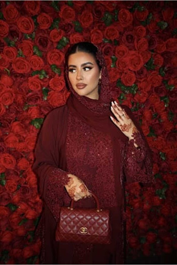 Queen Mother Luxury Lace Abaya Set