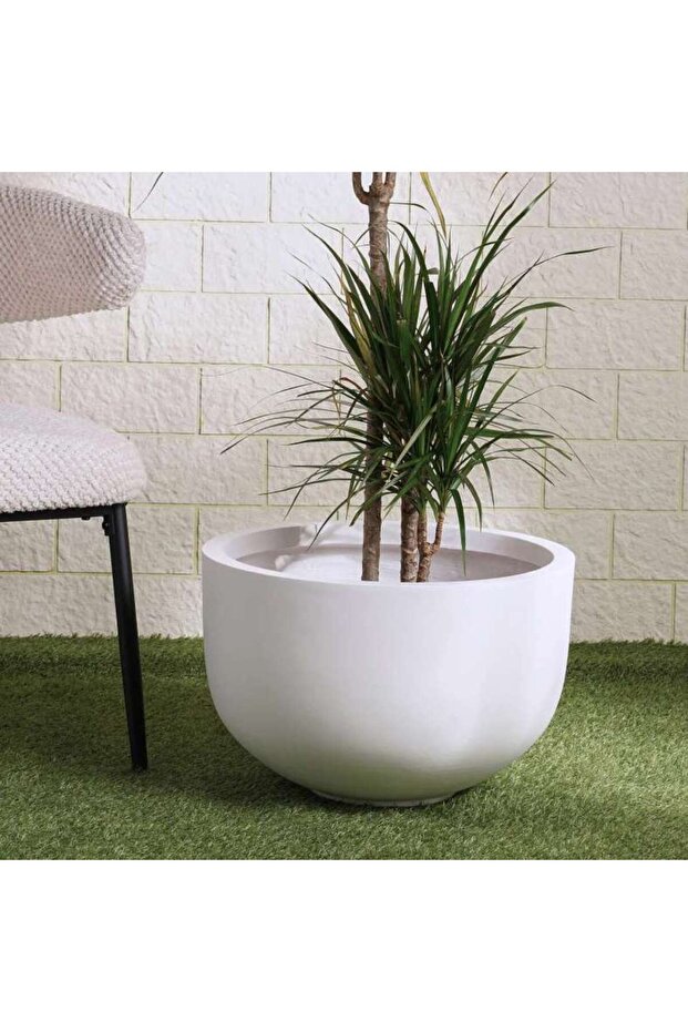 Estella Polyresin Planter 45x45x30cm- White