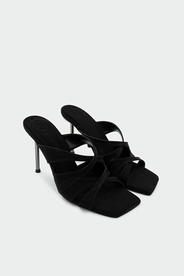 Cunda Cross Detailed Women's Black Satin Heeled Slippers