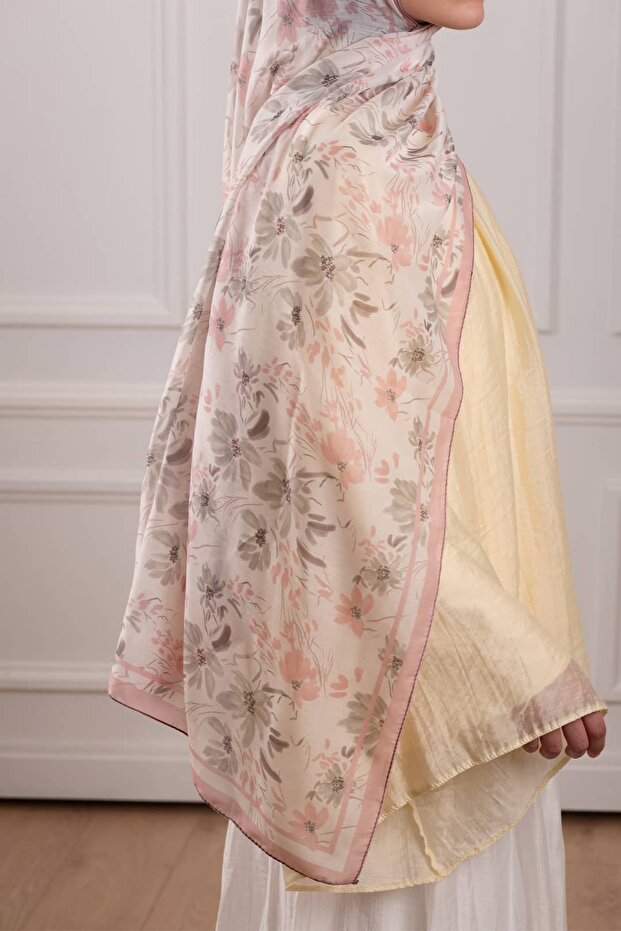 Lalin Patterned Soft Shawl Powder - 4
