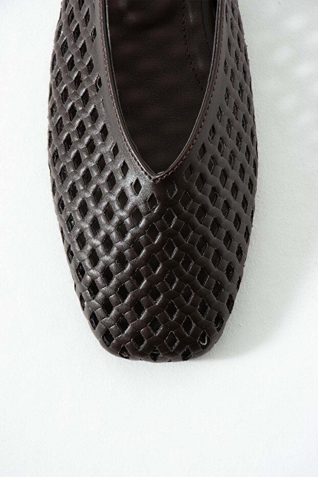 Laser Black Women's Shoes with Open Back and Rubber Detail