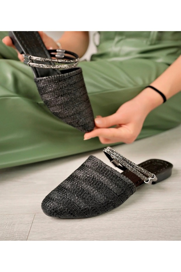 Daily Belted Stoned Straw Black Women's Slippers