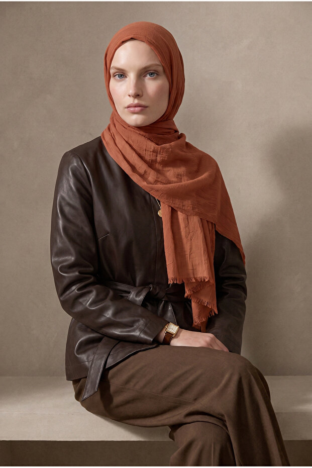 Airy - Ultra Light Shawl - Dark Brown