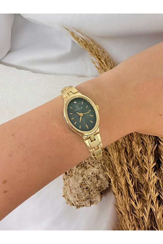 Oval Gold Inside Green Women Wrist Watch