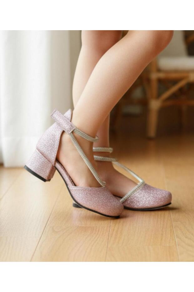 Children's Heels with Velcro Fasteners and Stones.
