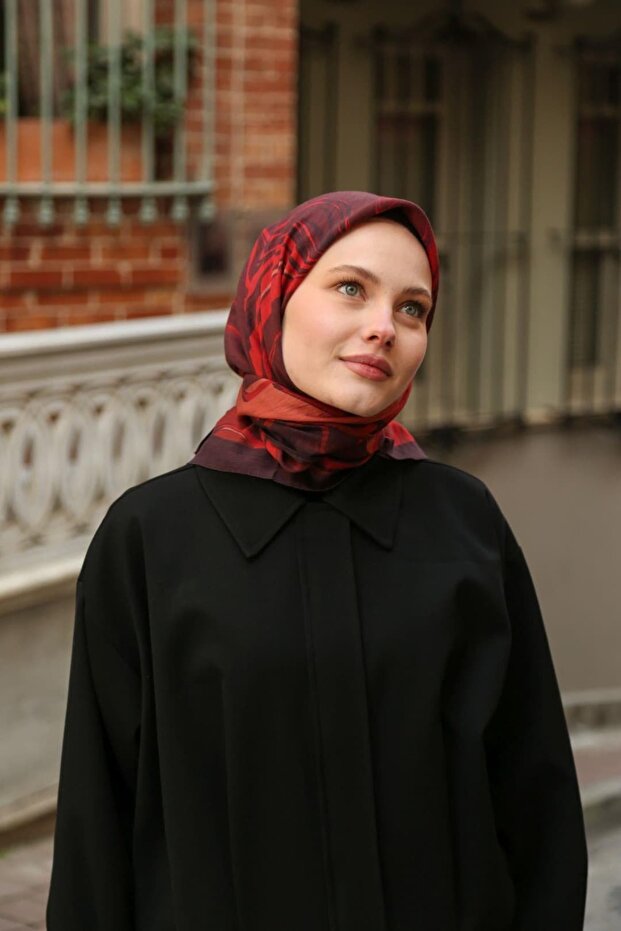 وشاح أليور بنمط إبرولي من التنسل