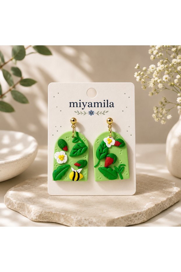 Handmade Polymer Clay Earrings with Strawberry and Bee Figures – Nature-Themed Earrings with Gold Detail