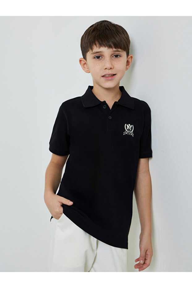 Boys Black Chest Print Knitted Regular Fit Polo T-Shirt