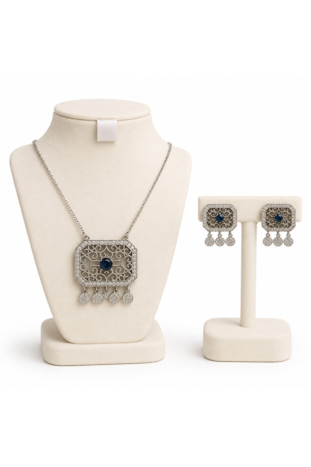 Elegant Crystal-Paved Jewelry Set – Design 12