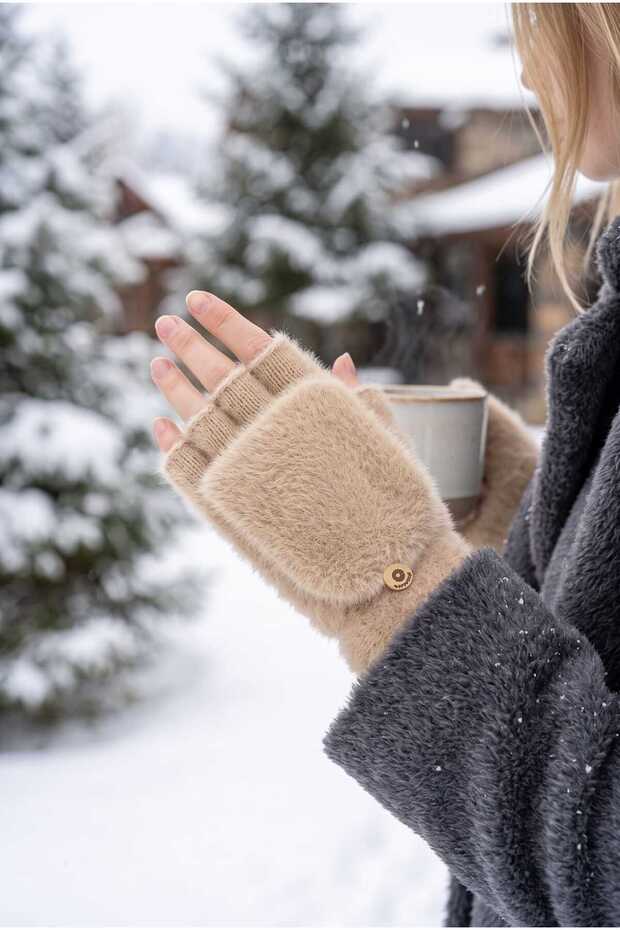 Women's Angora Knitwear Capped Cut-Out Gloves