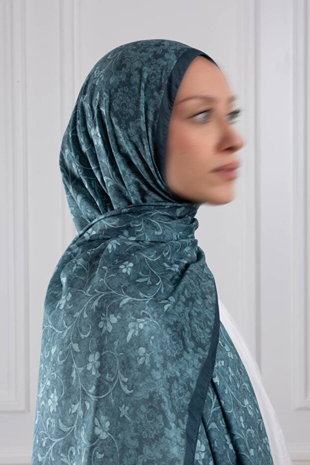 Ethnic Floral Patterned Soft Shawl Emerald Green