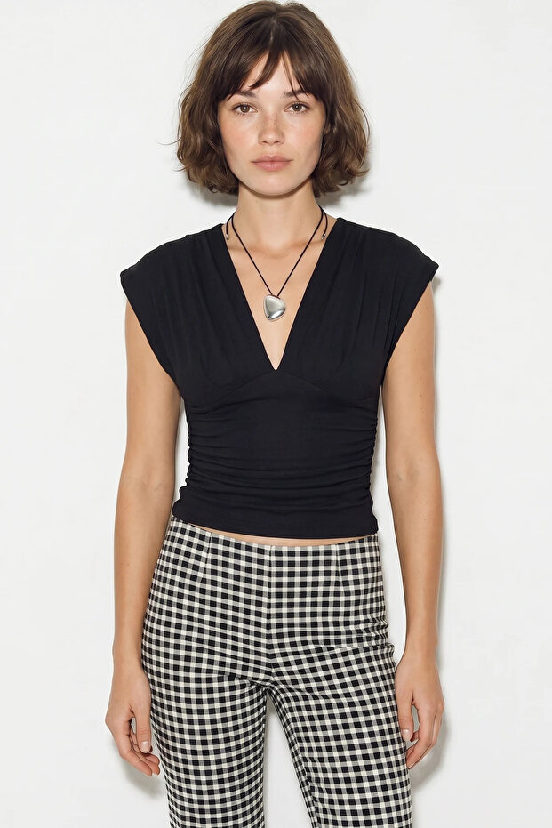 Women's Gathered Drape Detailed V-Neck Bat Sleeve Black Blouse