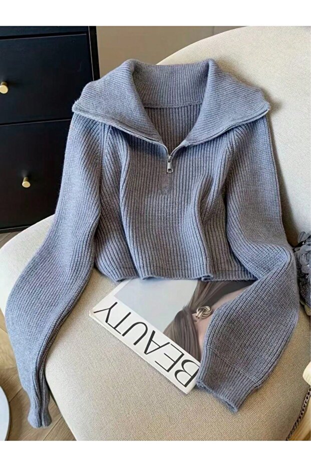 Women's Turn-Down Collar Oversize Thessaloniki Knit Zippered Sweater