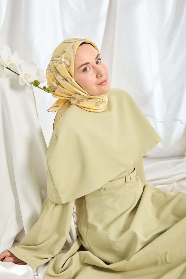 Twill Silk Scarf Bloom Yellow