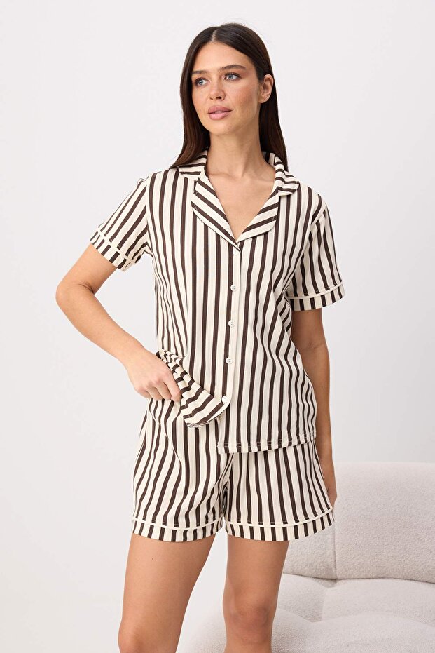Trendyolmilla  Kahverengi %100 Pamuklu Çizgili Biyeli Şortlu Örme Pijama Takımı THMSS25PT00416 - Görsel 2