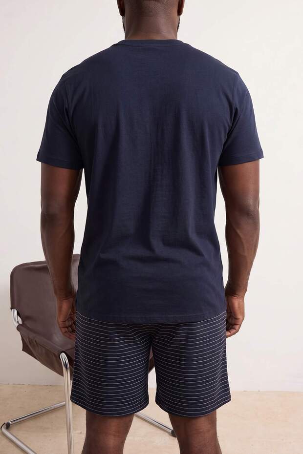 Büyük Beden Lacivert Regular Çizgili Şortlu Örme Pijama Takımı TMNSS26AI00019 - 3