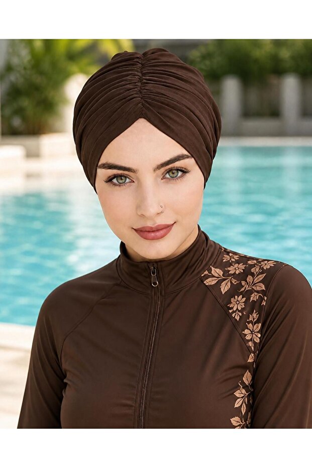 غطاء رأس جاهز برباط أمامي ورباط خلفي لون بني