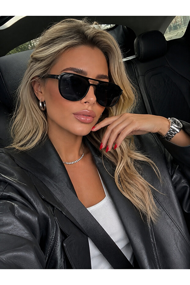 نظارات شمسية نسائية بإطار لا يتأثر بمرور الزمن باللون الأسود