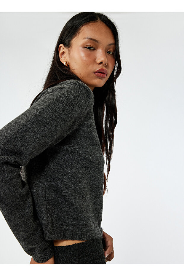 Long Sleeve Buttoned Crew Neck Sweater Cardigan