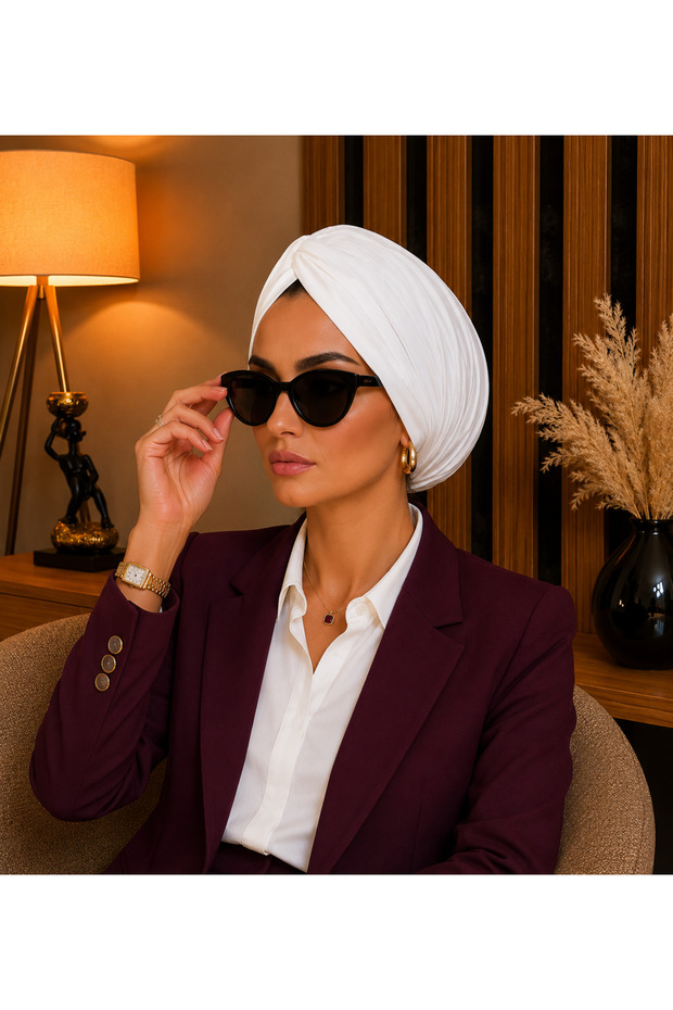 بونيه ميريسميكبون أبيض فاتح مع عقدة