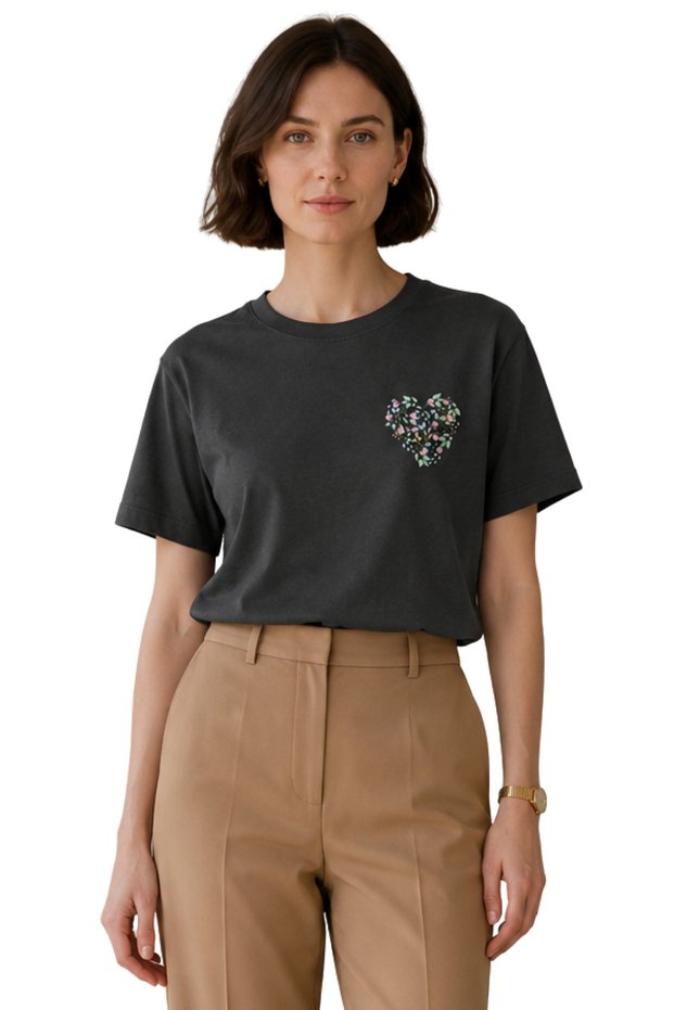 Minimalist Floral Heart Printed Chest Detailed Oversized Regular Fit Unisex T-Shirt