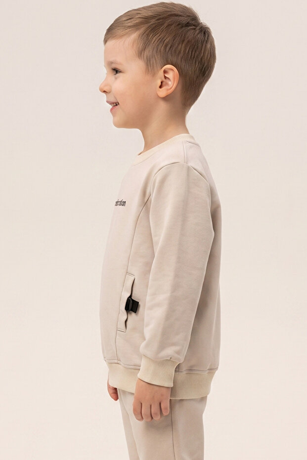 Boy's Sweatshirt with 2 Thread Pockets and Printed Design