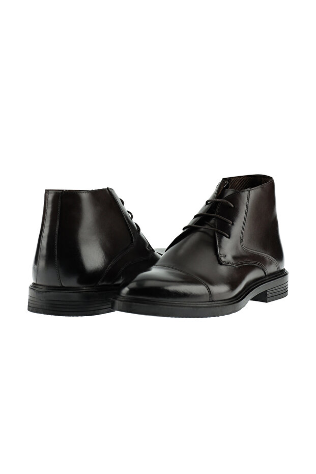 Leather boot