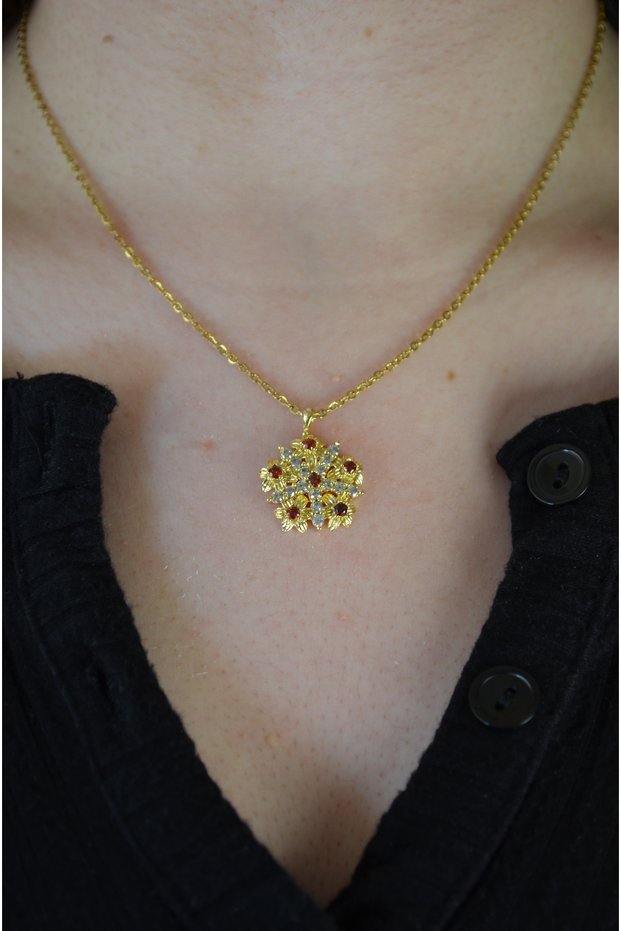 Red Detailed Snowflake Gold Color Steel Necklace