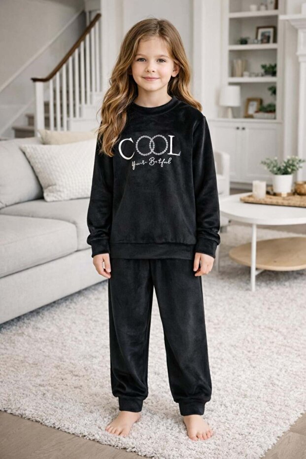 Mini Moon Girl's Cool Print Velvet Pajama Set 5-12 Years Black