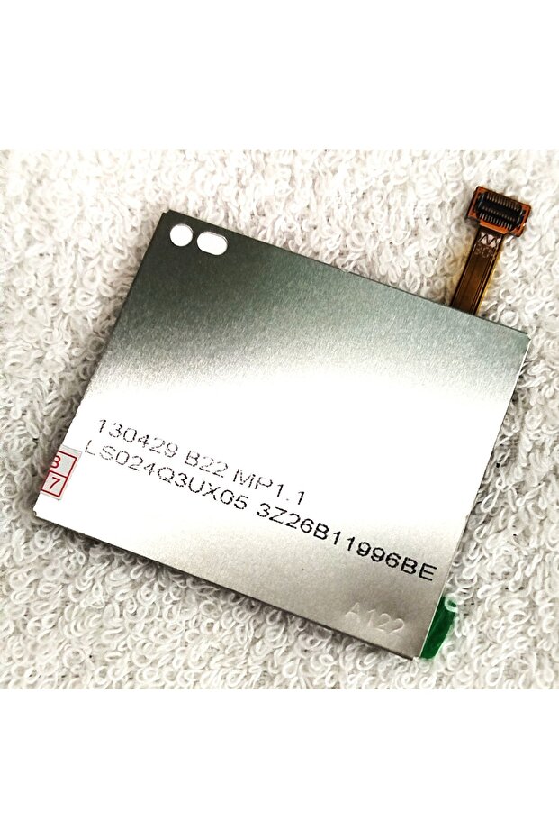 شاشة LCD E71 E72 - 2