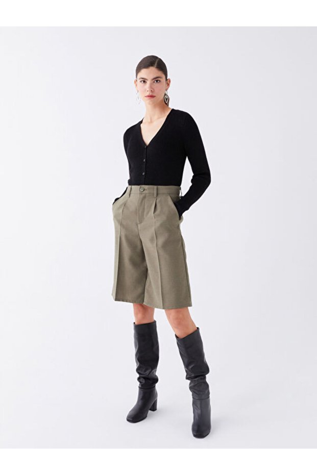 Women's Comfortable Fit Straight Shorts