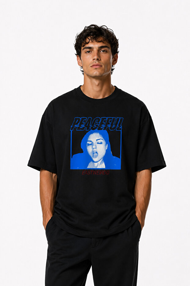 Unisex Women Men Peaceful Women Front Printed Oversized Thick Fabric Relaxed Cut Cotton T-Shirt