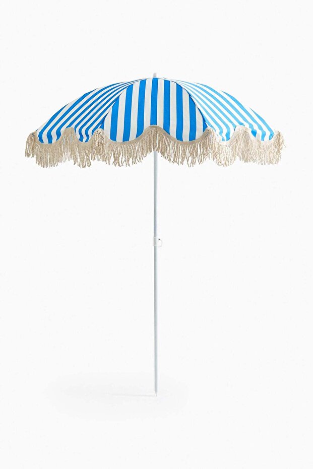 Fringed parasol