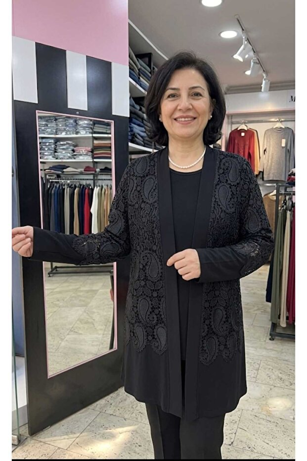 New Season Gupture Embroidered Double Bluz with Shoulder Padded Inner Layer and Long Sleeves