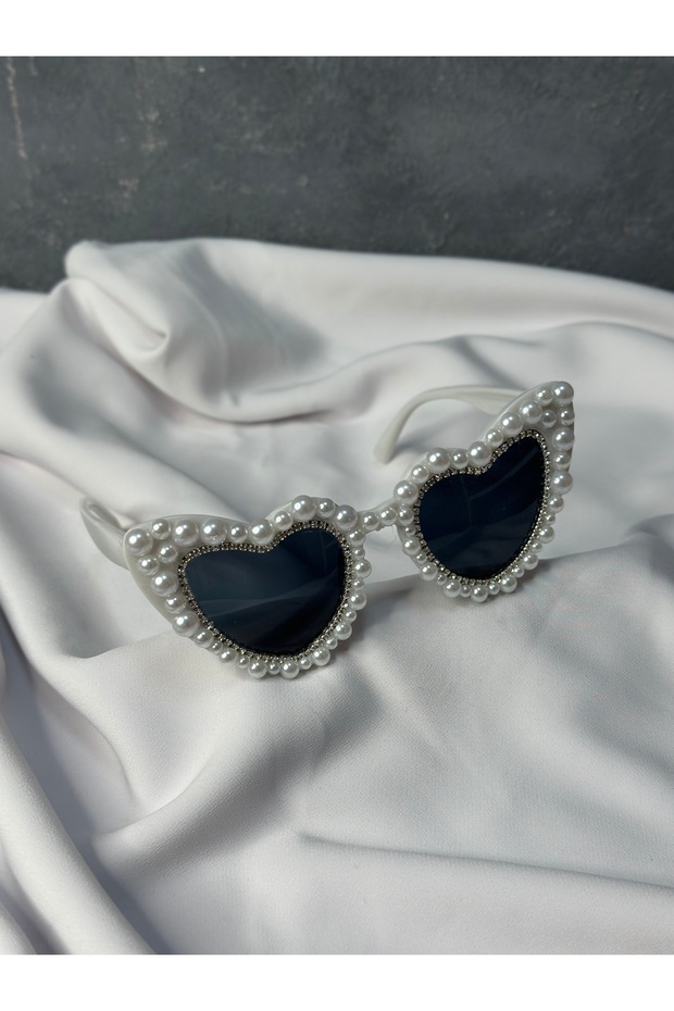 Heart Shaped Bridal Wedding Sunglasses with Pearls and Rhinestones Party Accessory
