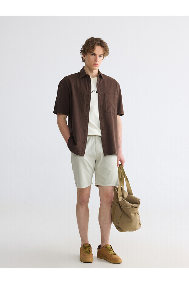 Nevavm Loose Fit Men's Jean Shorts with a Difference
