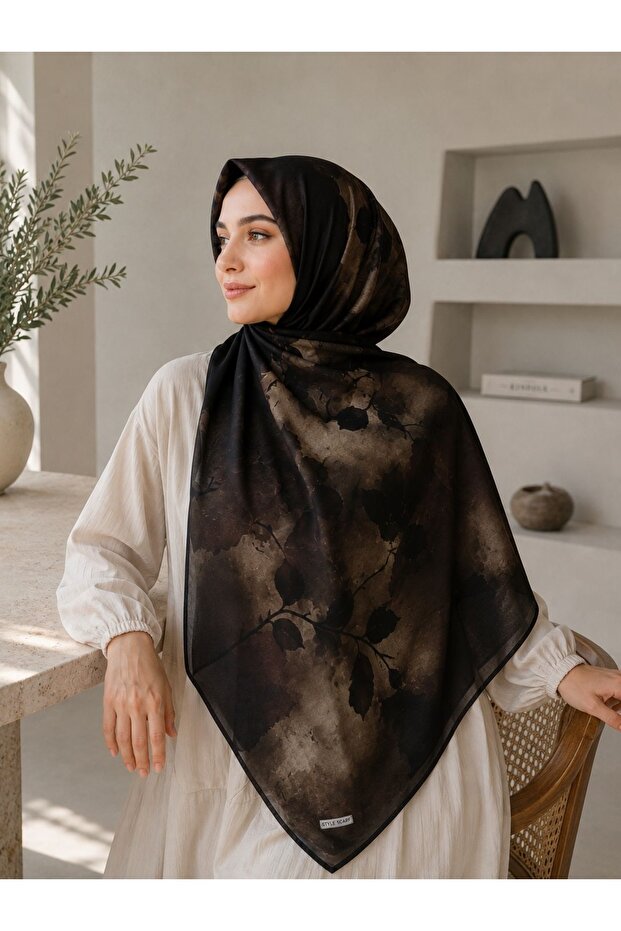 شال قطني ناعم منقوش باللون البني