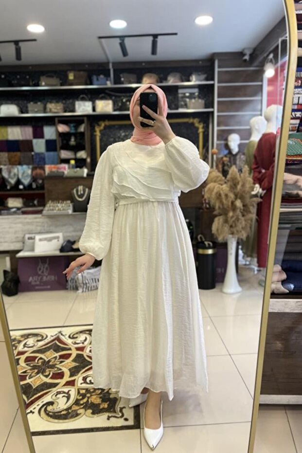 Top Side Flounce Dress